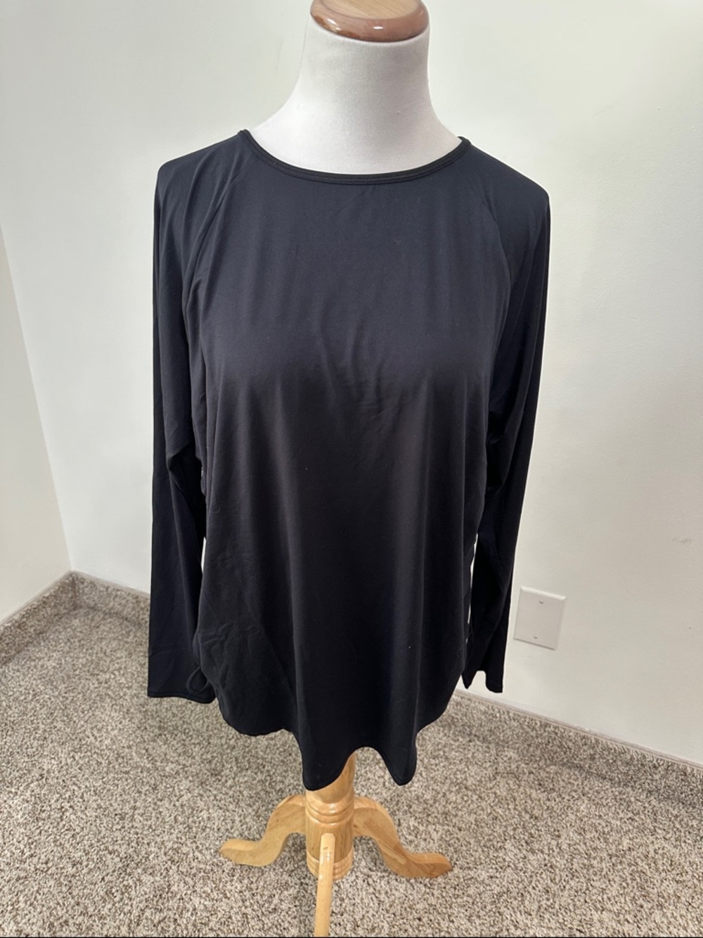 🪸 NWT Under Armour Ruched Side Shirt